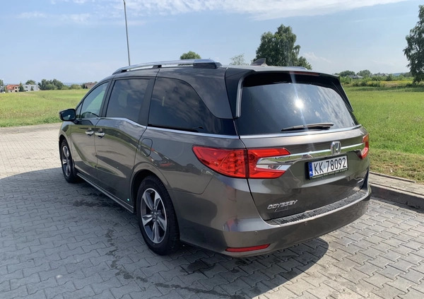 Honda Odyssey cena 164900 przebieg: 47000, rok produkcji 2018 z Kraków małe 562